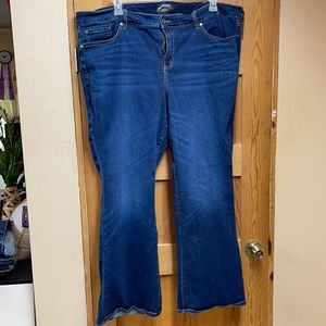 Torrid Mid-Rise Slim Boot, 26 short